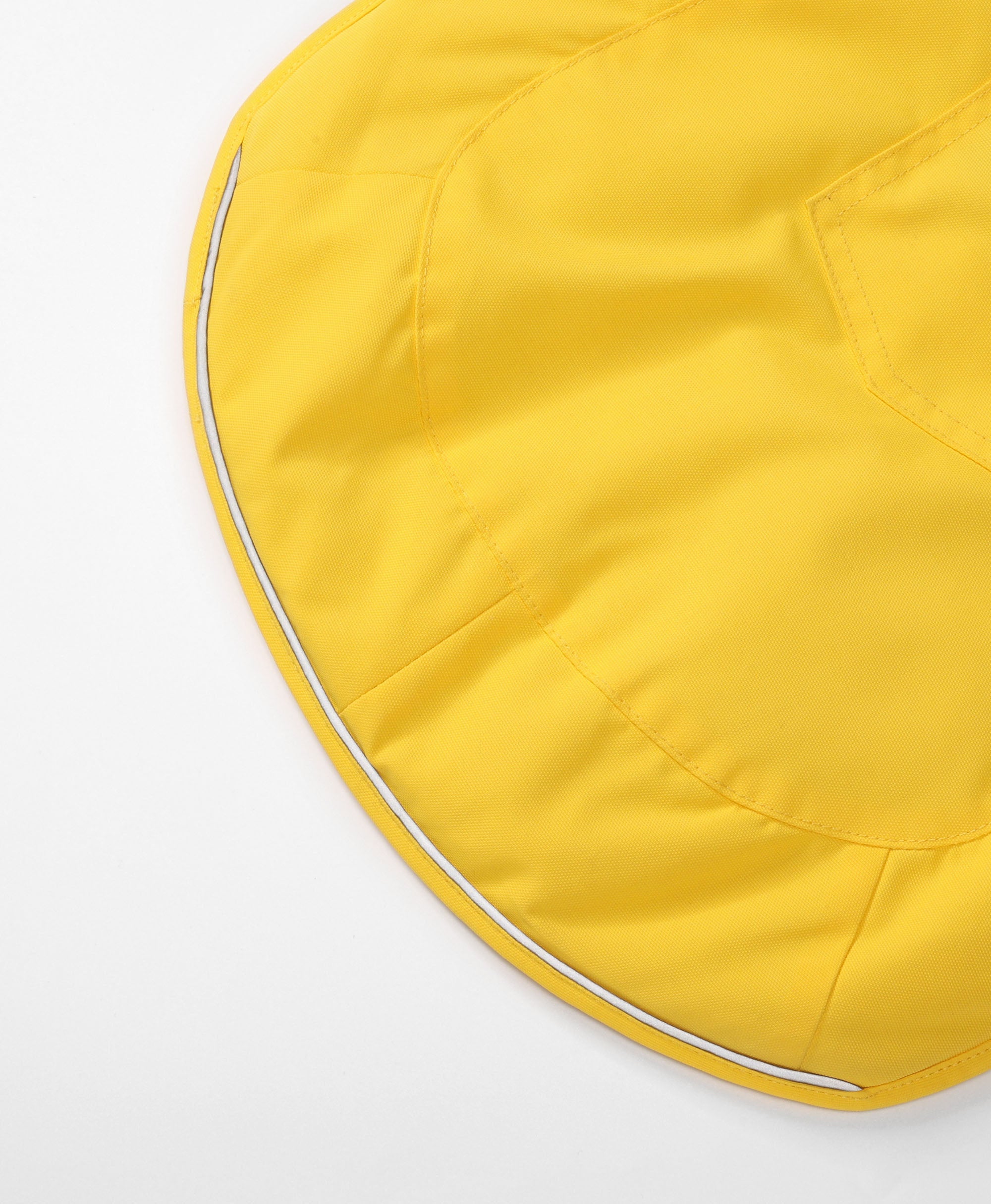 Reflective strips on the tail