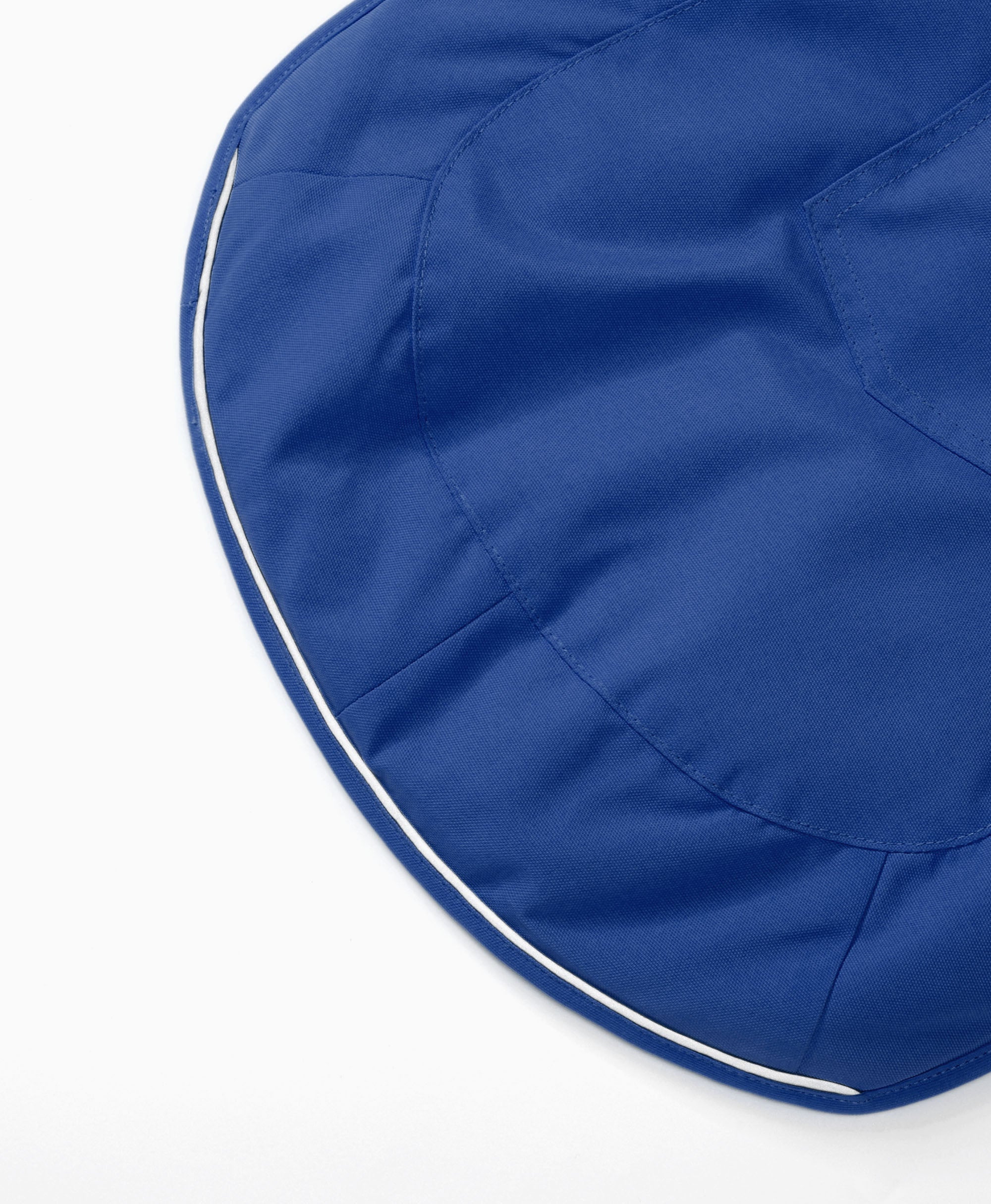 Reflective strips on the tail