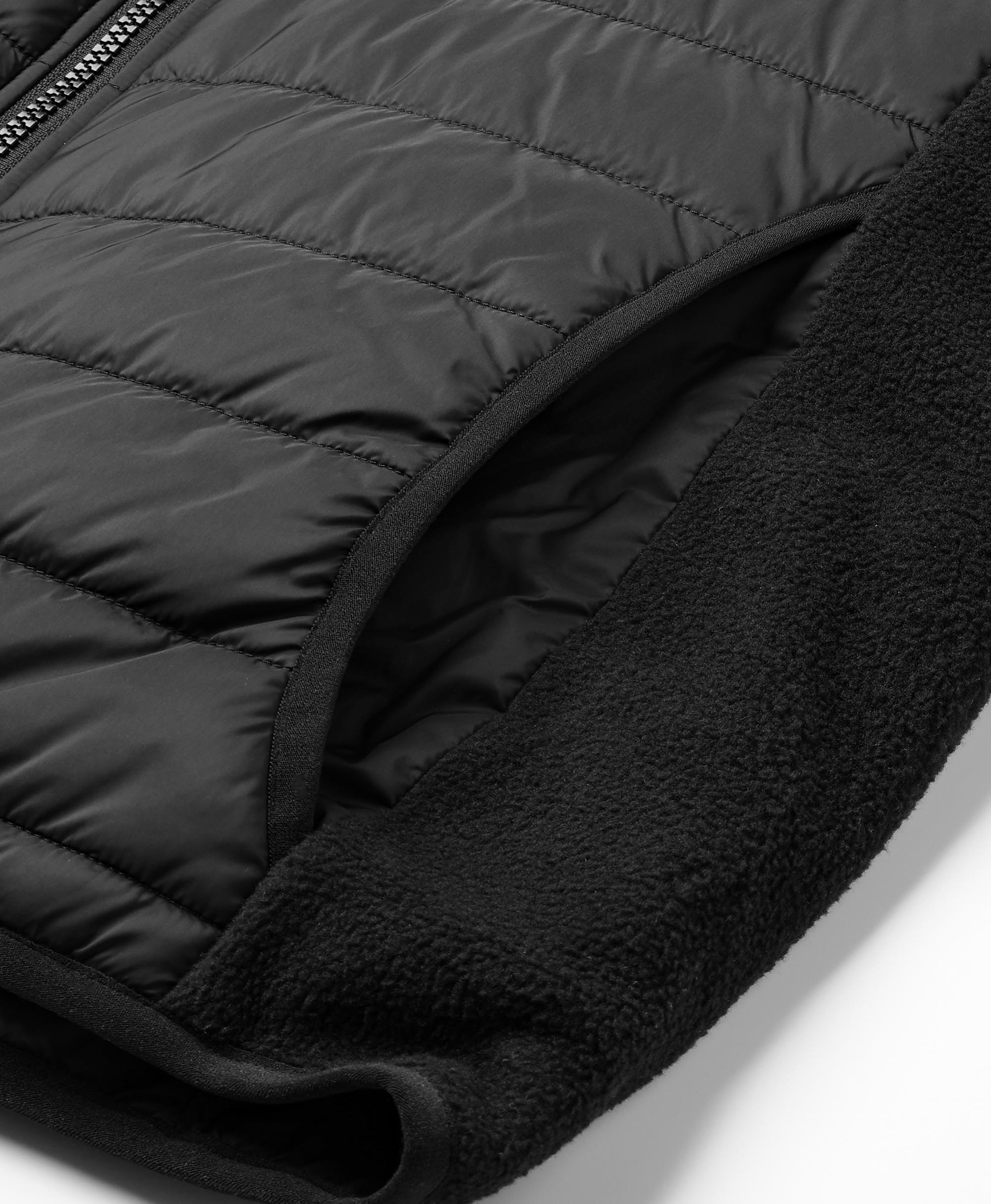 Endverkauf - PuffLyte Männer beheizbare Leichte Jacke - Schwarz, Thumbnail 9