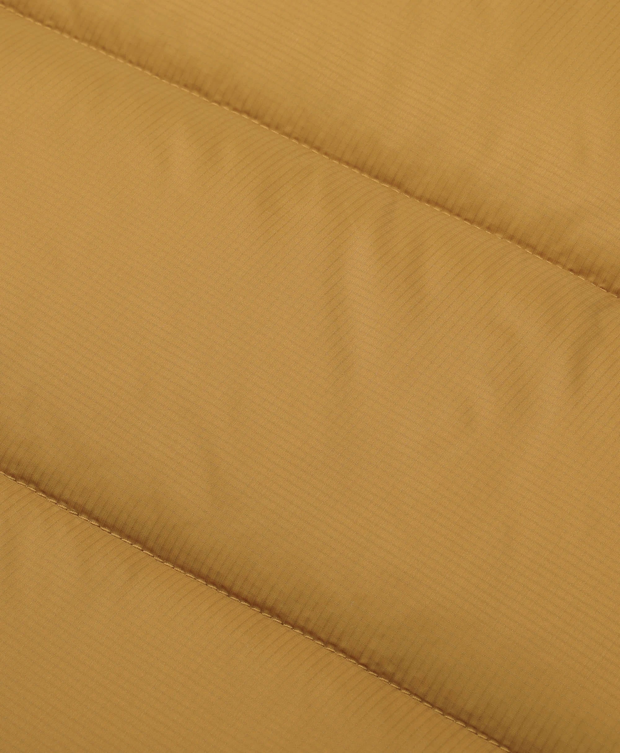Horizontal quilted stitching design